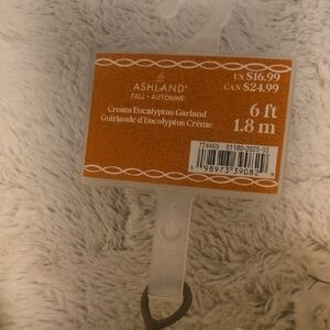 Ashland Cream Eucalyptus Garland